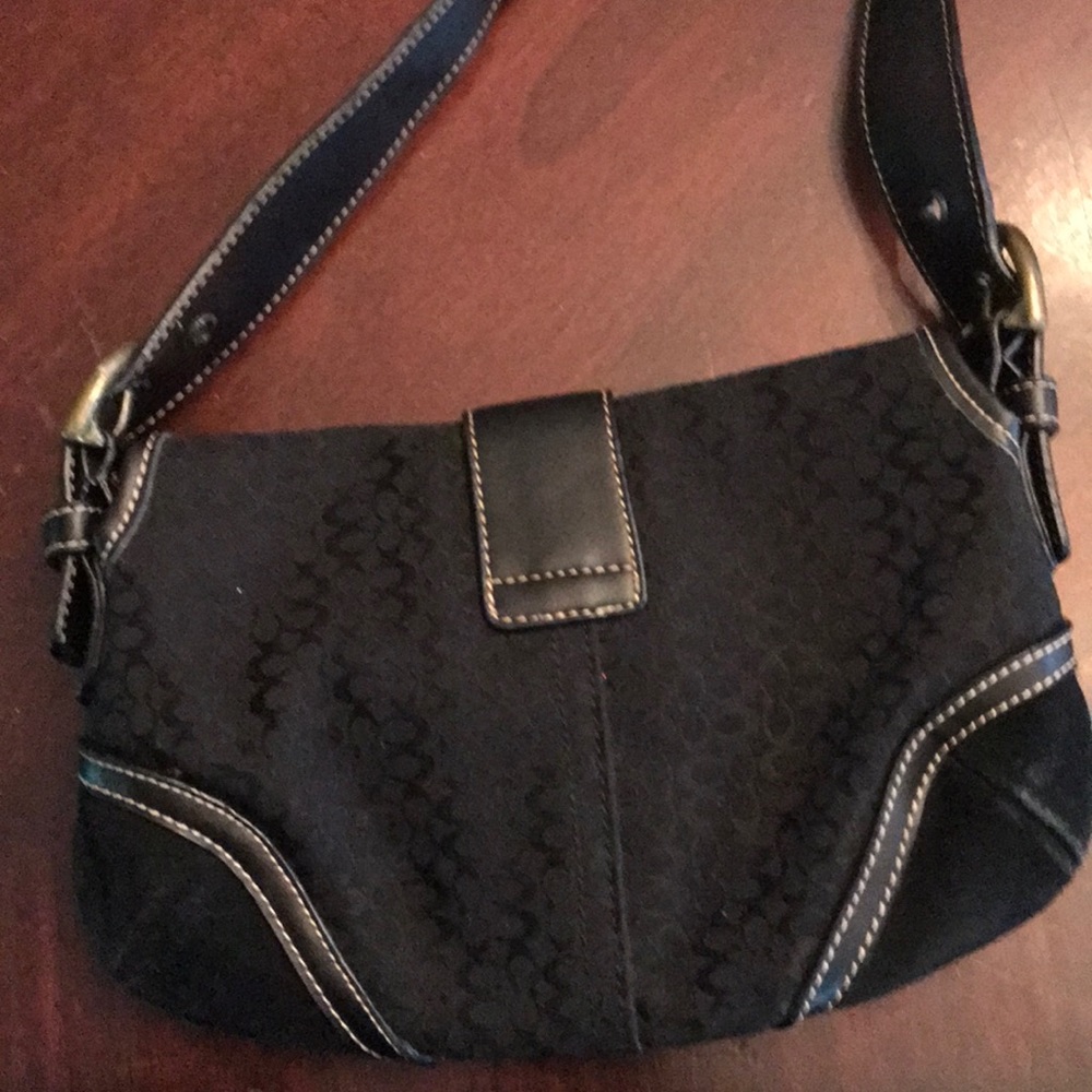 Handbag - Picture 2 of 6
